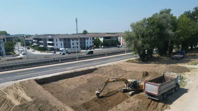 Akyazı Çok Amaçlı Sosyal Tesisi için çalışmalar başladı