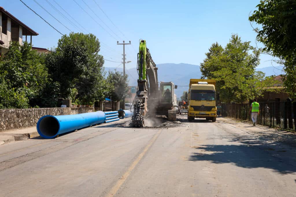 Akyazı’da 100 Kilometrelik İçme Suyu Hattı Yenileniyor