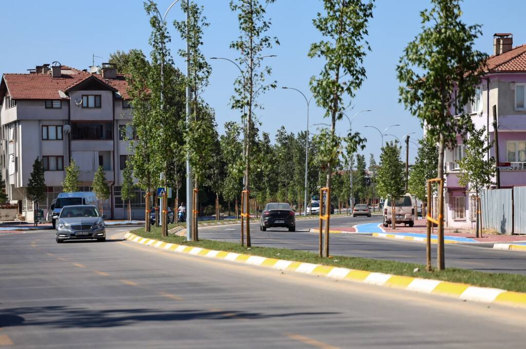 Alparslan Türkeş Caddesi kesintisiz ulaşıma açıldı