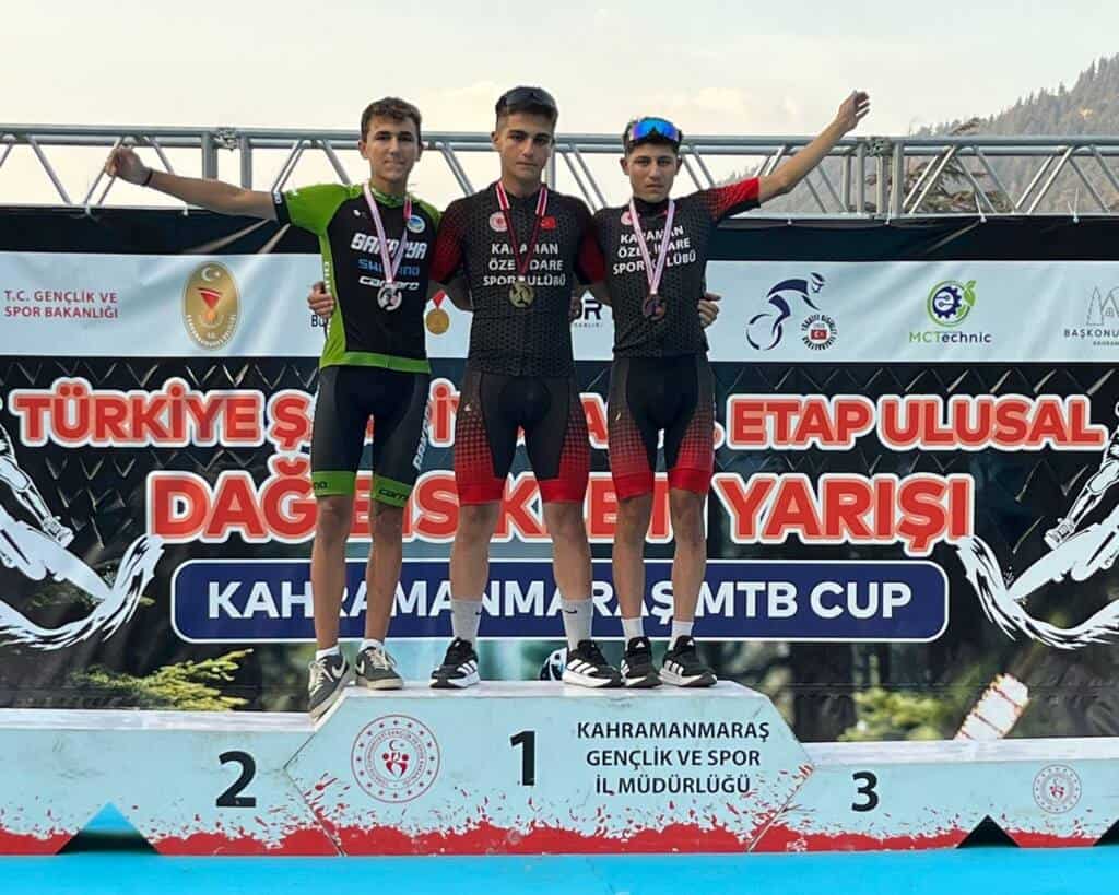 Büyükşehir Sporcuları Üç Branşta Derece Aldı