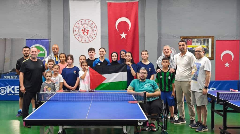 Filistin Masa Tenisi Takımı Sakarya’da Kamp Yaptı