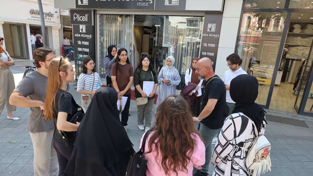 Genç Atölye’de Yerinde Tarih Atölyesi başladı