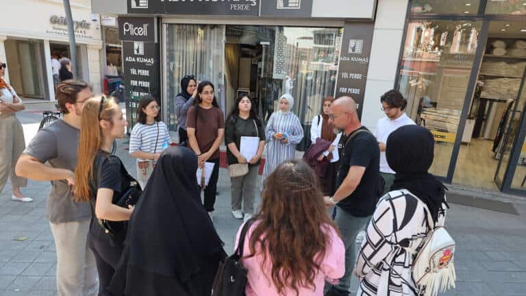 Genç Atölye’de Yerinde Tarih Atölyesi başladı
