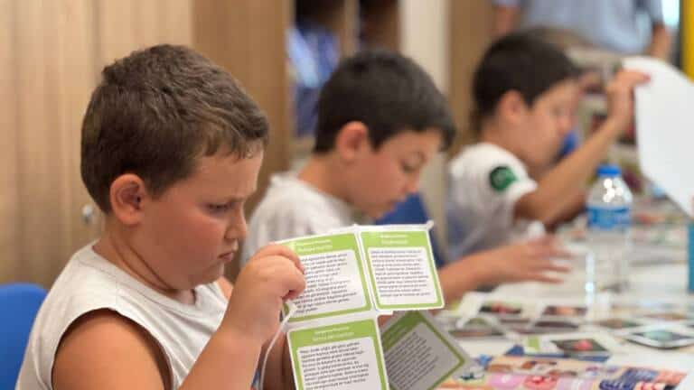 Genç Düşünürler Bilim Atölyesinde Bilimi Keşfetti