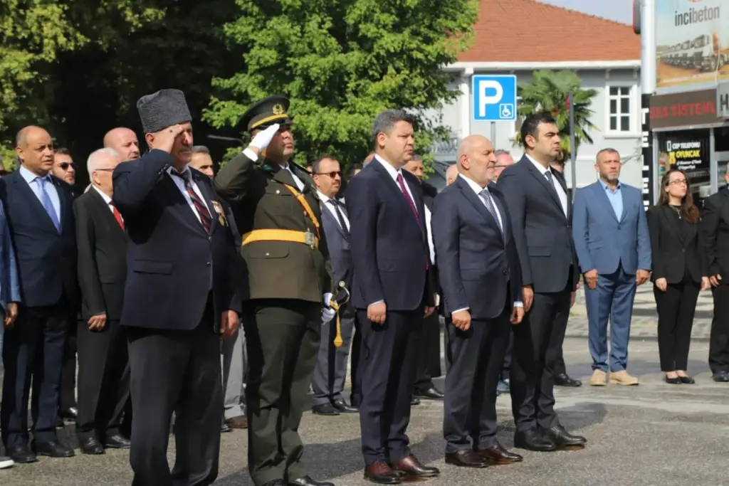 Hendek’te 30 Ağustos Zafer Bayramı Törenle Kutlandı