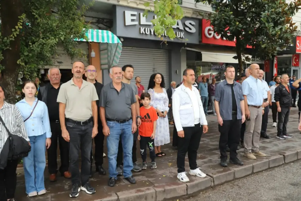 Hendek’te 30 Ağustos Zafer Bayramı Törenle Kutlandı