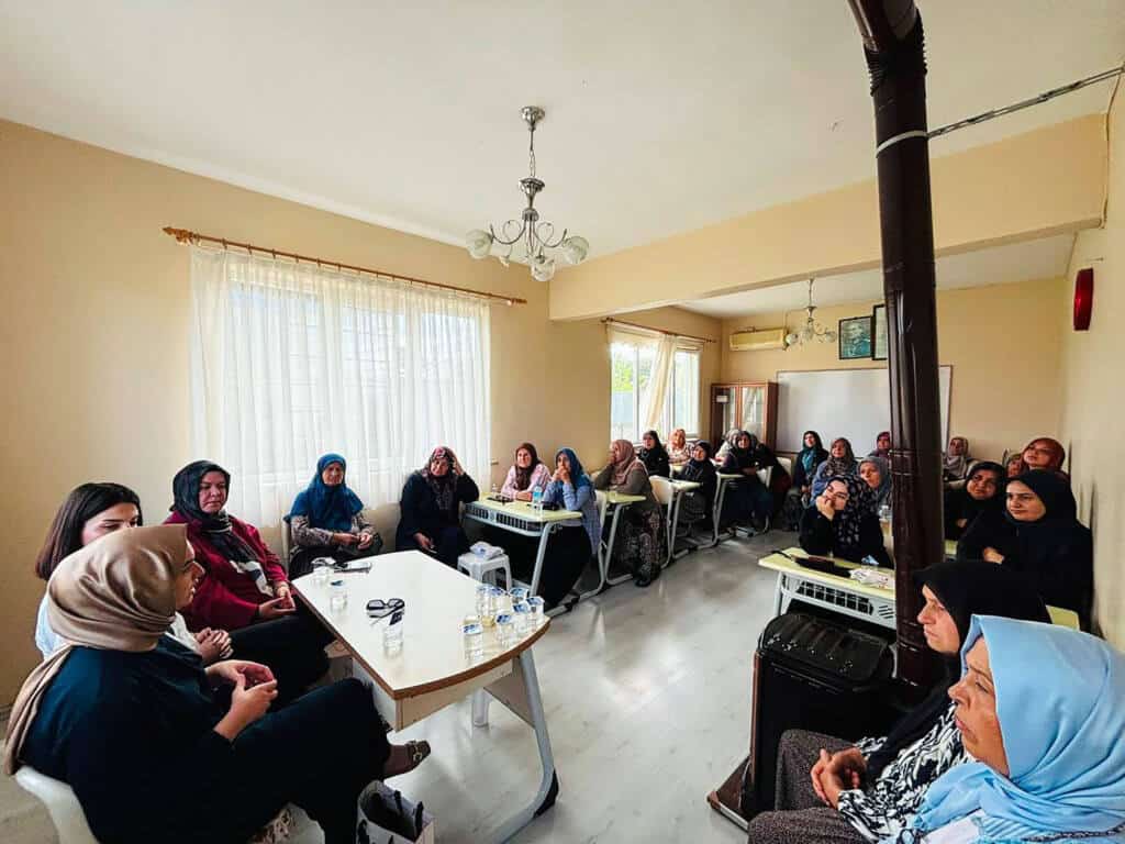 Kadın Kadına buluşmaları Akyazı ve Adapazarı’nda devam etti