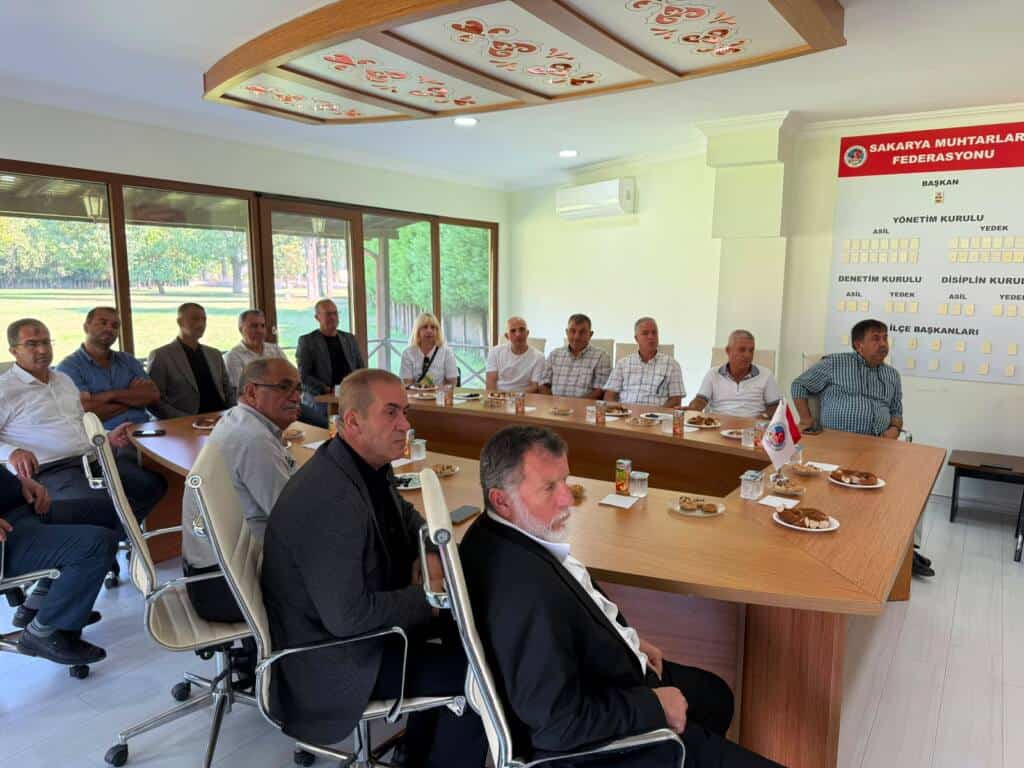 Kaymakam Musa Sarı Muhtarlar Derneğine Ziyarette Bulundu
