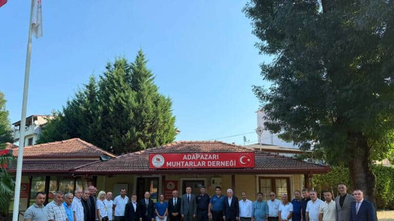 Kaymakam Musa Sarı Muhtarlar Derneğine Ziyarette Bulundu