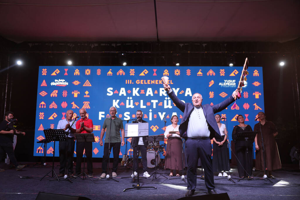 Millet Bahçesi’nde 3. Sakarya Kültür Festivali tamamlandı
