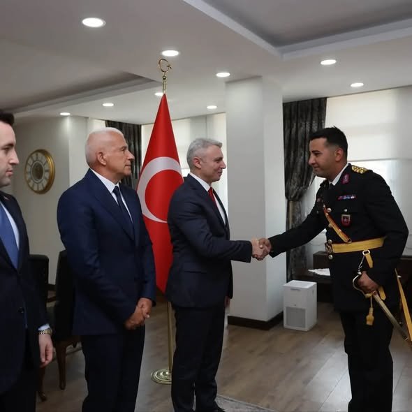 Sapanca Kaymakamı 30 Ağustos Tebriklerini Kabul Etti