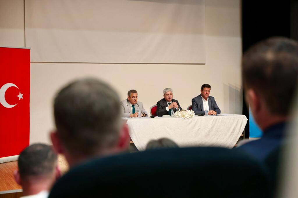 Vali Doğan Kızılelma Millet Bahçesi’nde İncelemelerde Bulundu