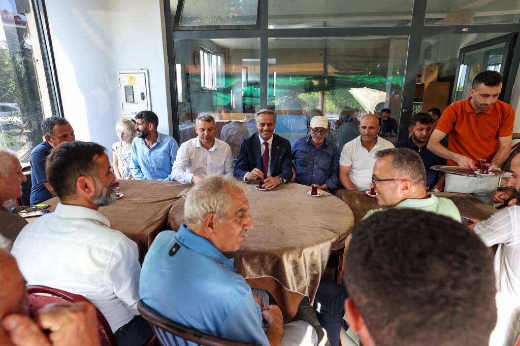 Yazılıgürgen’de yeni spor sahaları çocuklarla buluştu