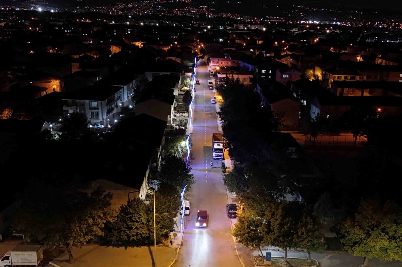 Adapazarı’nda 32 Sokak Altyapı ve Üstyapıyla Yenilendi