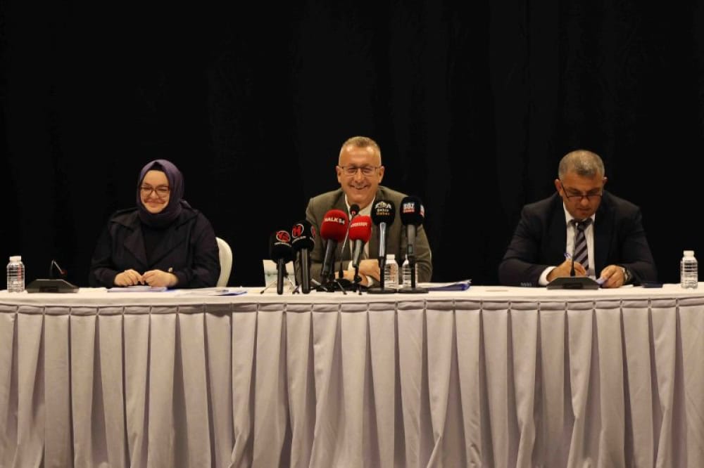Adapazarı’nda Yatırımlar ve Projeler Hızla İlerliyor