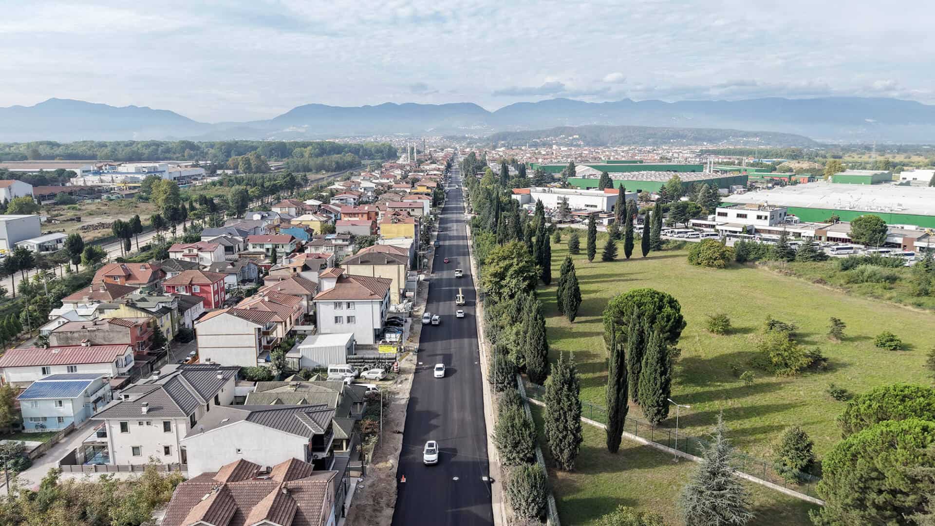 Arifiye Atatürk Caddesi’nde dönüşümün ilk etabı tamamlandı