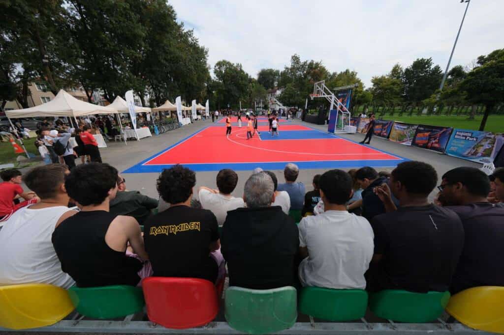 Aziz Duran Parkı’nda 3×3 Sokak Basketbolu Turnuvası Düzenlendi