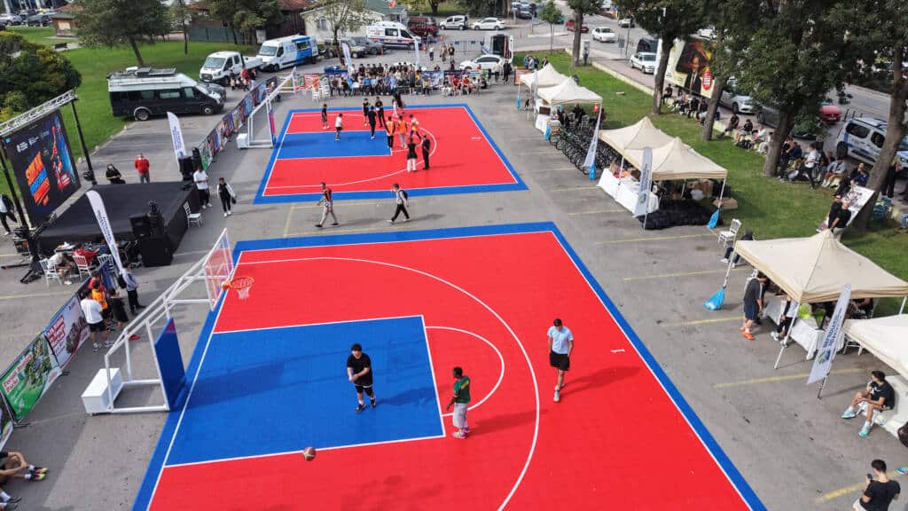 Aziz Duran Parkı’nda 3×3 Sokak Basketbolu Turnuvası Düzenlendi