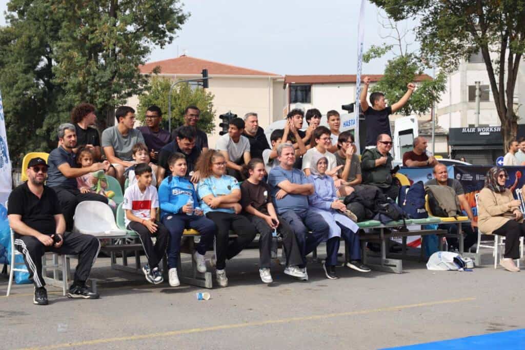 Aziz Duran Parkı’nda 3×3 Sokak Basketbolu Turnuvası Düzenlendi