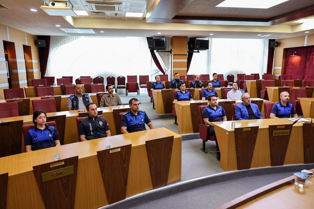 Başkan Osman Çelik, Zabıta Personeliyle Bir Araya Geldi