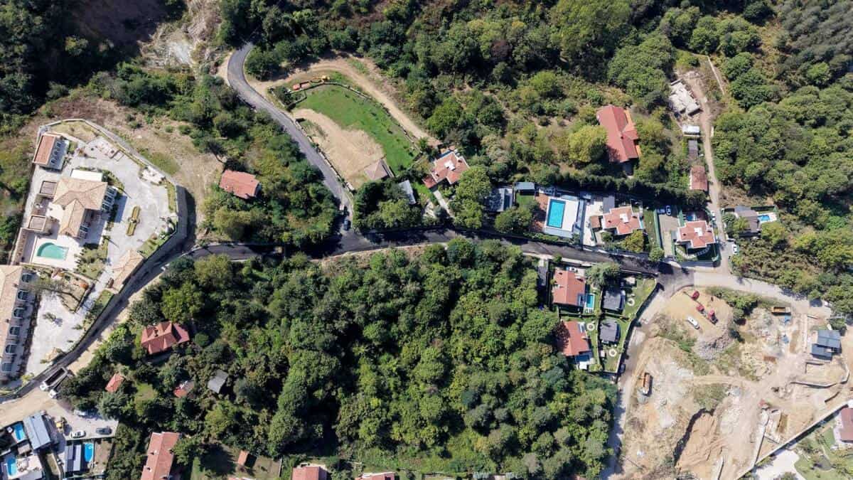 Büyükşehir Sapanca’da asfalt çalışmalarını sürdürüyor: Memnuniye’den sonra İlmiye’de yollar yeni yüzüne kavuşuyor