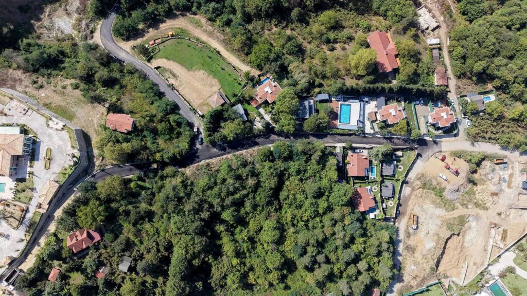 Büyükşehir Sapanca’da asfalt çalışmalarını sürdürüyor: Memnuniye’den sonra İlmiye’de yollar yeni yüzüne kavuşuyor