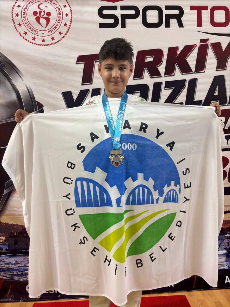 Büyükşehir Sporcuları Farklı Branşlarda Dereceler Elde Etti