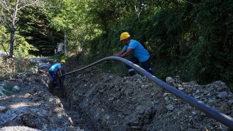 Geyve Belpınarı Mahallesi İçme Suyu Altyapısı Yenileniyor