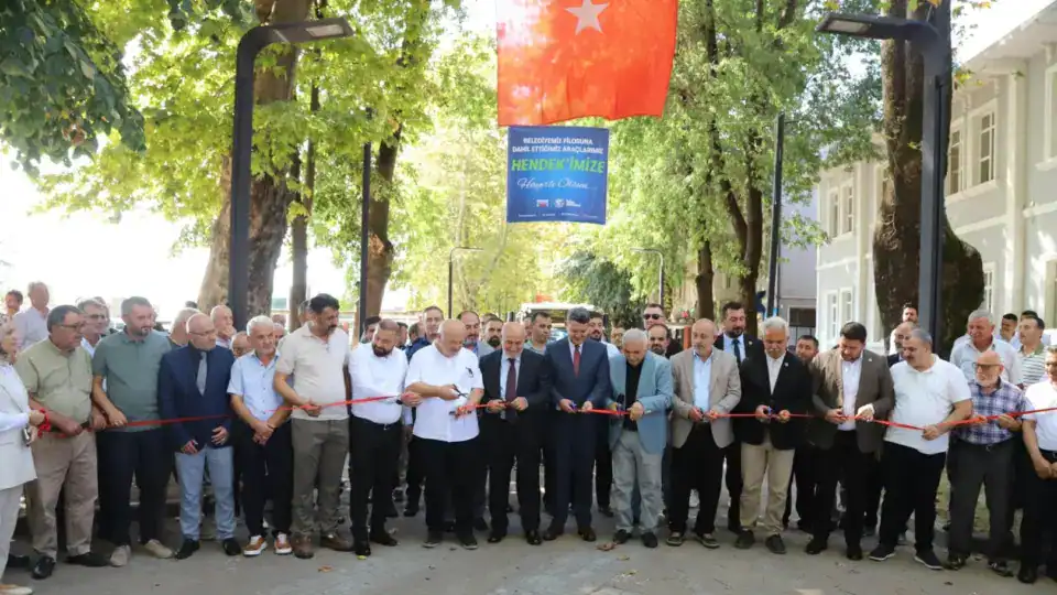 HENDEK BELEDİYESİ ARAÇ FİLOSUNU GÜÇLENDİRMEYE DEVAM EDİYOR