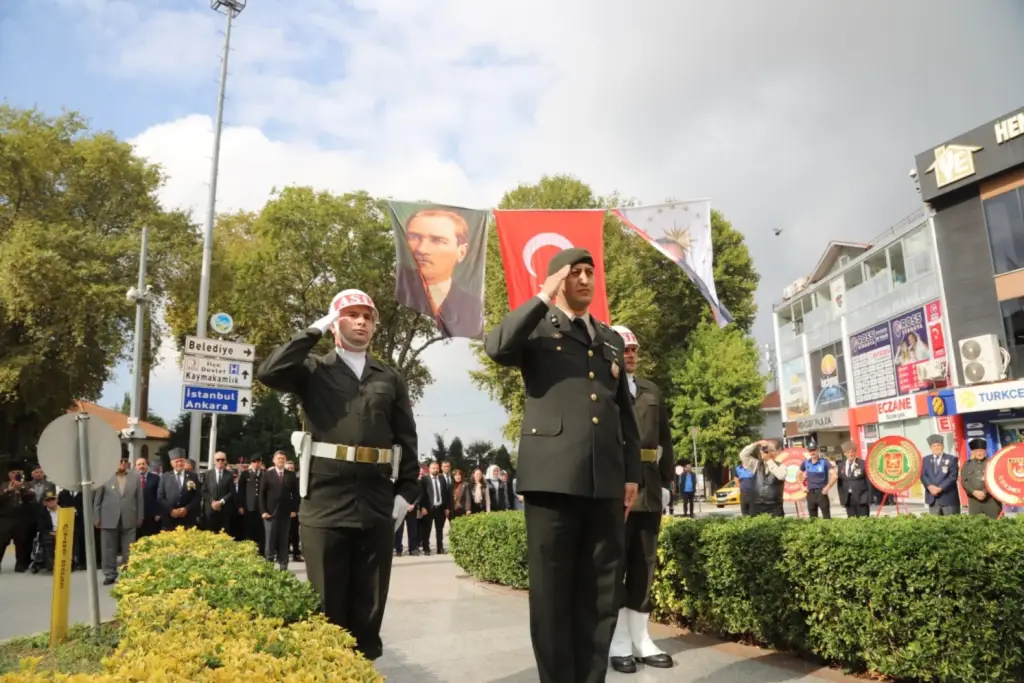 Hendek’te 19 Eylül Gaziler Günü Törenle Kutlandı