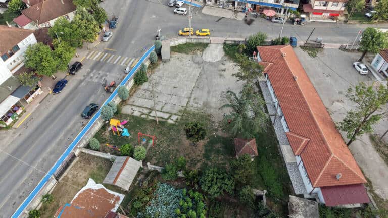 Karapürçek Hocaköy’e Modern Meydan Çalışması Başladı