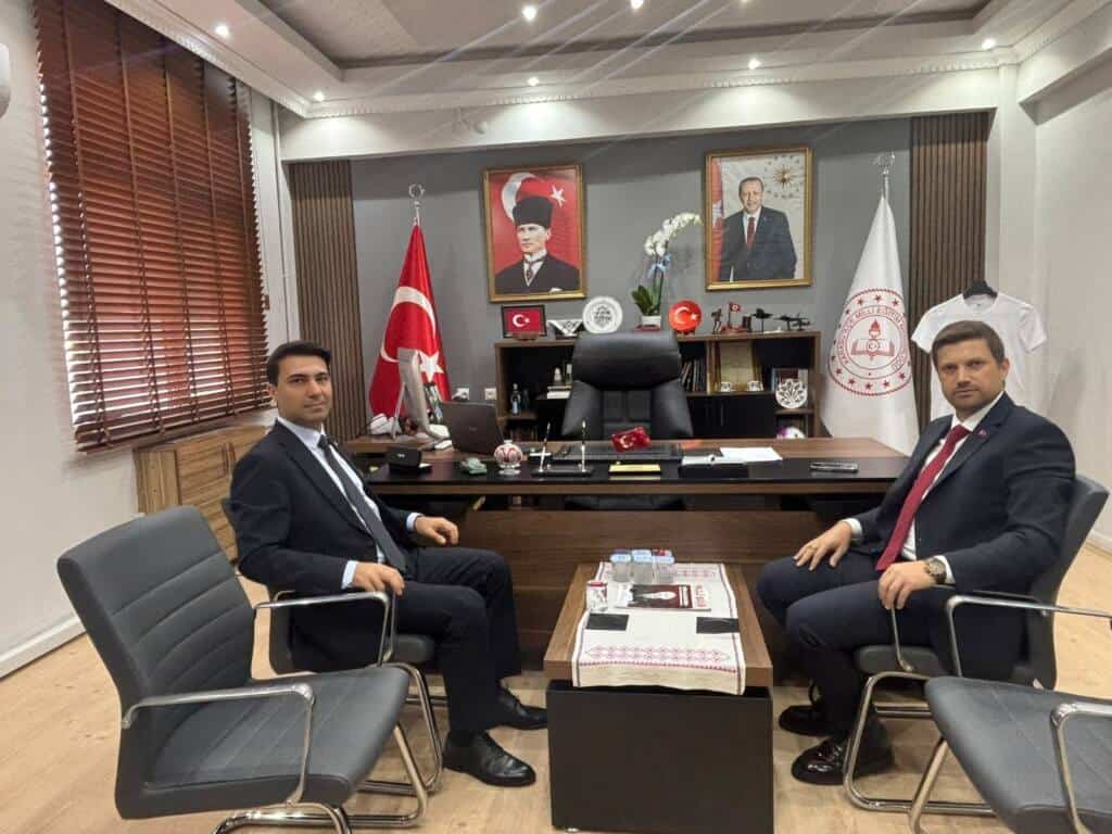 Karasu İlçe Milli Eğitim Müdürlüğü Ziyaretleri Kabul Etti