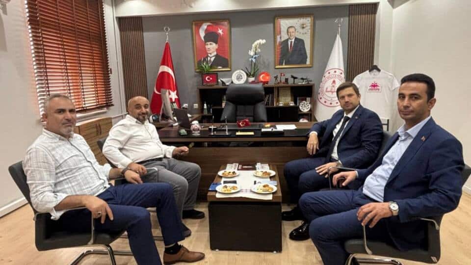 Karasu İlçe Milli Eğitim Müdürü Ziyaret Edildi