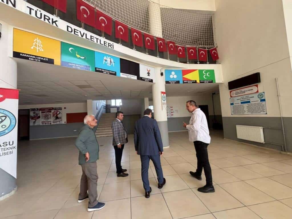 Karasu Mesleki ve Teknik Anadolu Lisesinde Yeni Dönem Hazırlıkları İncelendi