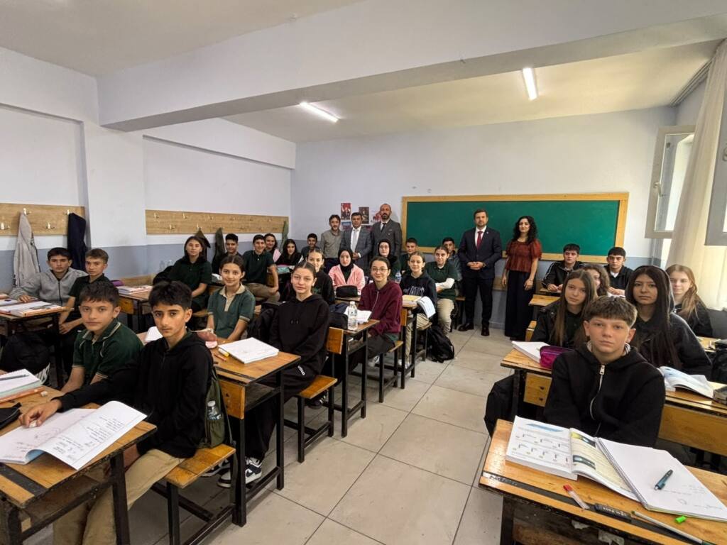 Karasu’da Okul Ziyaretleri ve Uçurtma Etkinliği Düzenlendi