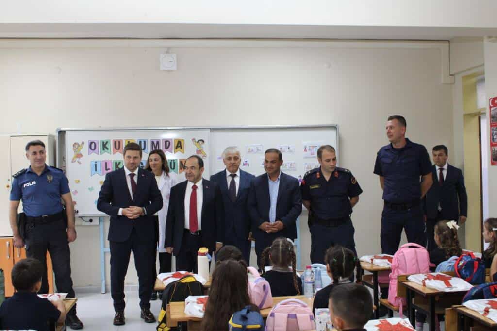Kaymakam Arslan İlk Ders Zili Programına Katıldı