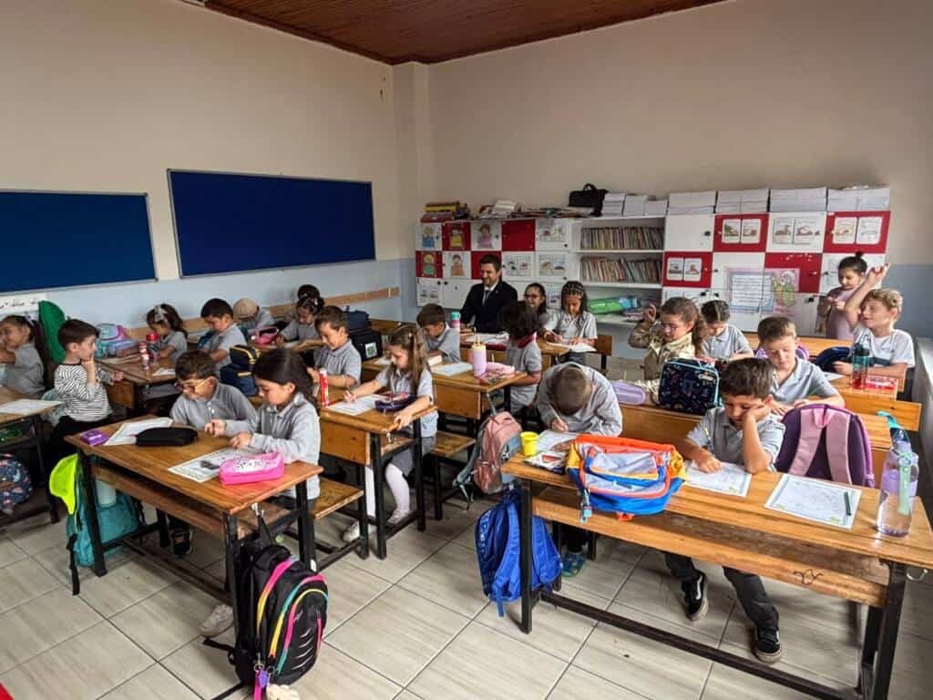 Manavpınarı İlk ve Ortaokuluna Ziyaret Gerçekleşti