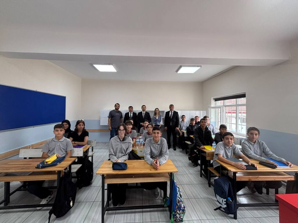Manavpınarı İlk ve Ortaokuluna Ziyaret Gerçekleşti