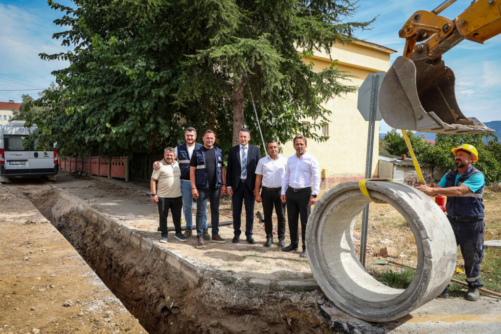 Pamukova’da içme suyu ve yağmur suyu projeleri ilerliyor