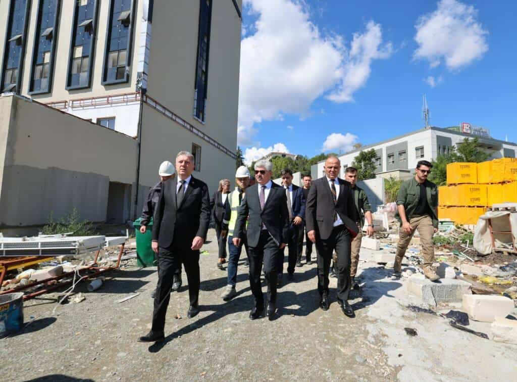 Sakarya Emniyetine 28 Yeni Araç Teslim Edildi
