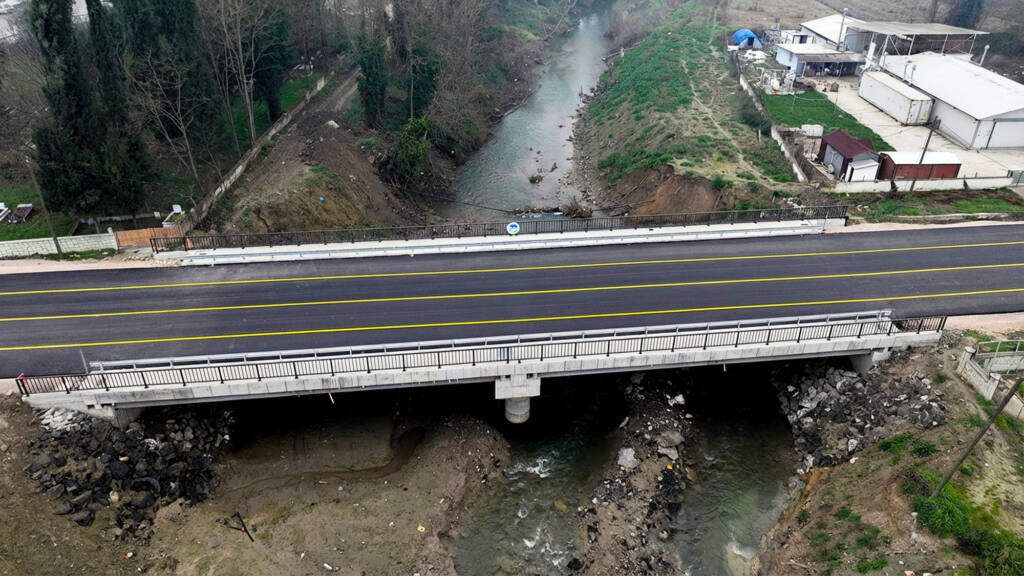 Sakarya’da Köprüler Yenilenerek Ulaşım Güvenliği Artıyor