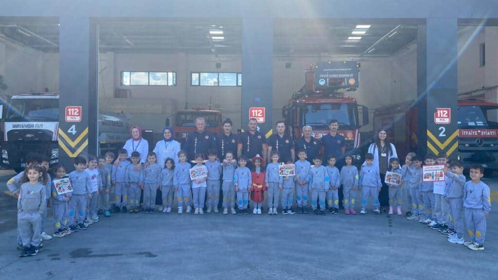 Sakarya’da Miniklere Afet ve İtfaiye Eğitimi Verildi