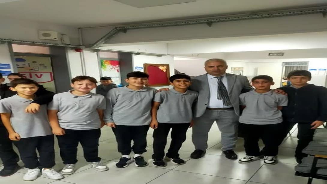 Sapanca İlçe Milli Eğitim Müdürü Sinan Göksun Ortaokulu’nu Ziyaret Etti
