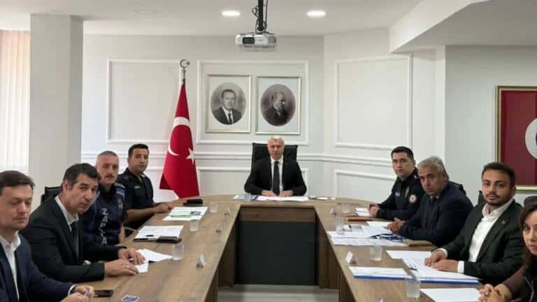 Sapanca’da Okul Güvenliği ve Trafik Tedbirleri Toplantısı Yapıldı