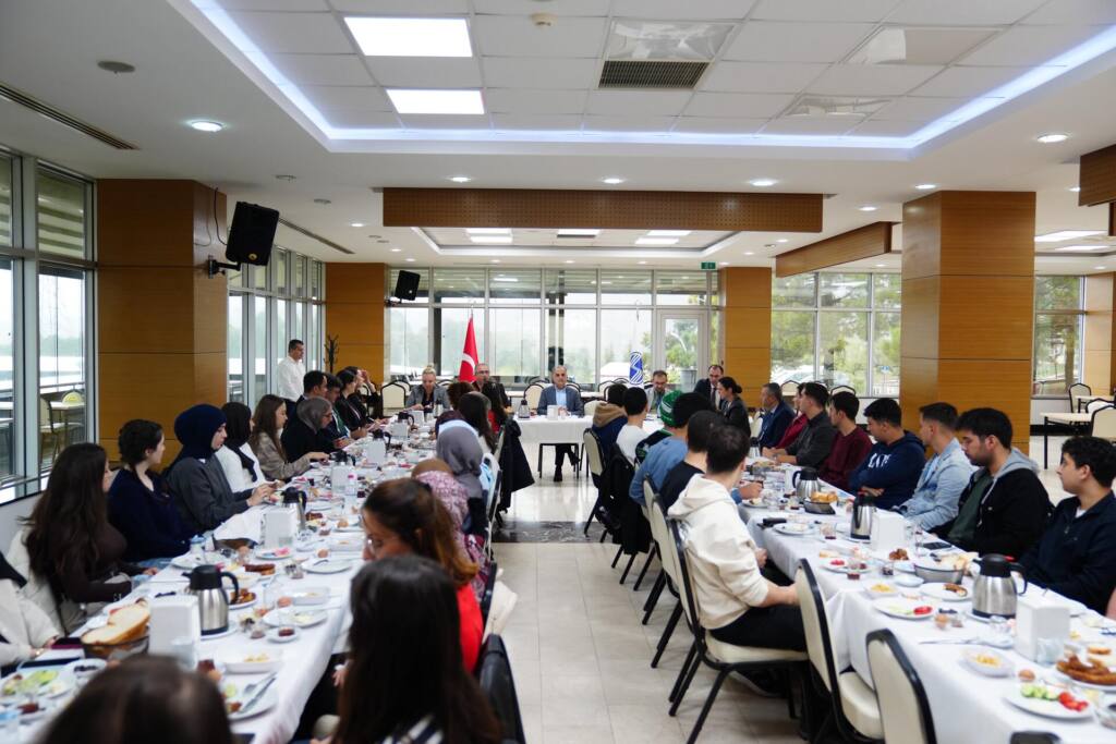 SAU Rektörü Hamza Al Öğrencilere Proje Çağrısı Yaptı