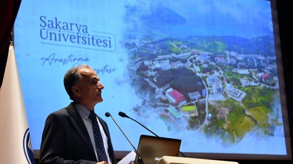 SAÜ’de Üniversite Yaşamına Uyum Programı Başladı