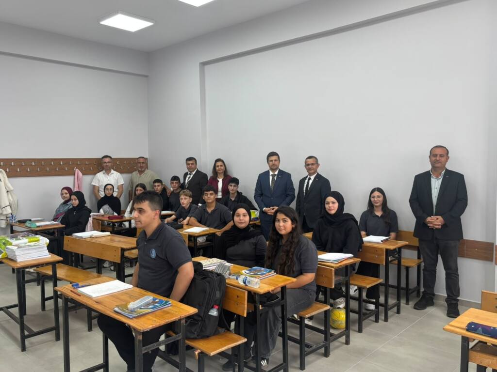 Şehit Ahmet Baş Anadolu İmam Hatip Lisesine Ziyaret Gerçekleşti