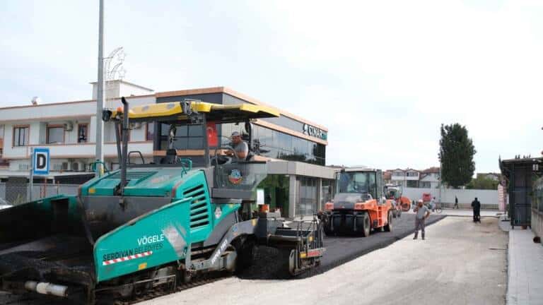 Serdivan 18. Cadde Asfalt Çalışması Tamamlandı