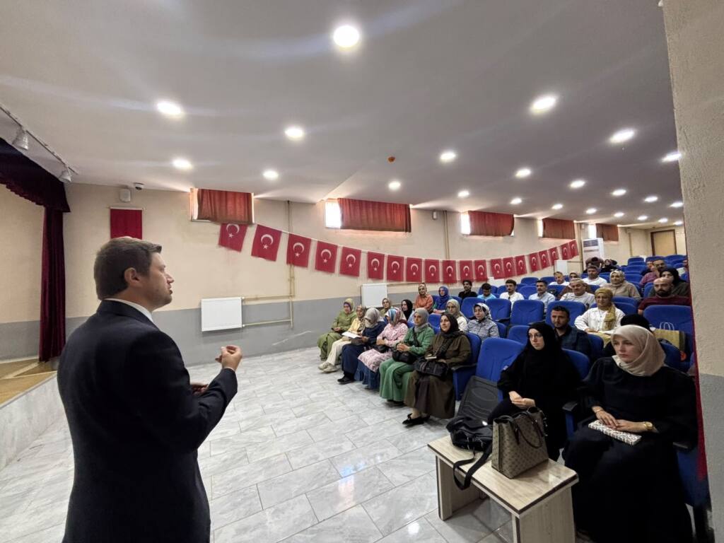 Türkiye Yüzyılı Maarif Modeli Eğitimleri Gerçekleştirildi