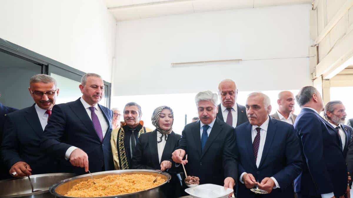 Vali Doğan Ahilik Haftası Programına Katıldı